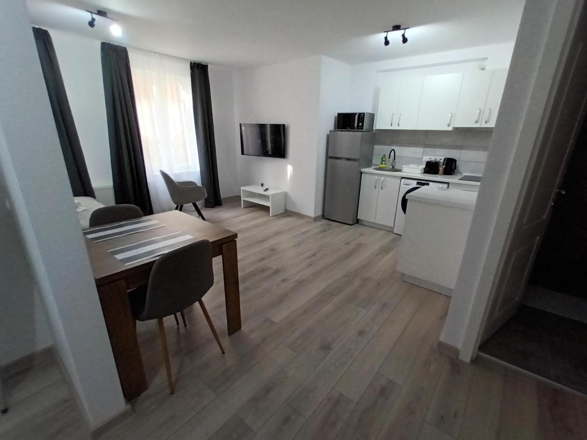 Old Town Studio Apartments Nagybánya Kültér fotó